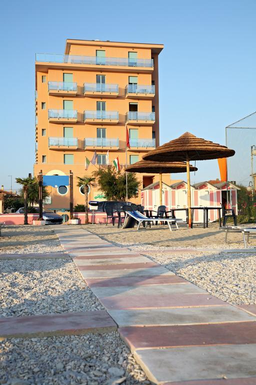Abbazia Club Hotel Marotta Εξωτερικό φωτογραφία